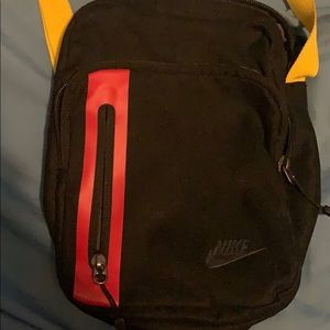 Nike messenger bag